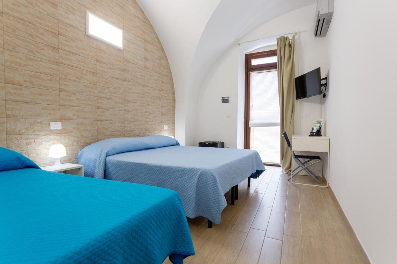 Z'Bass Rooms Termoli Buitenkant foto