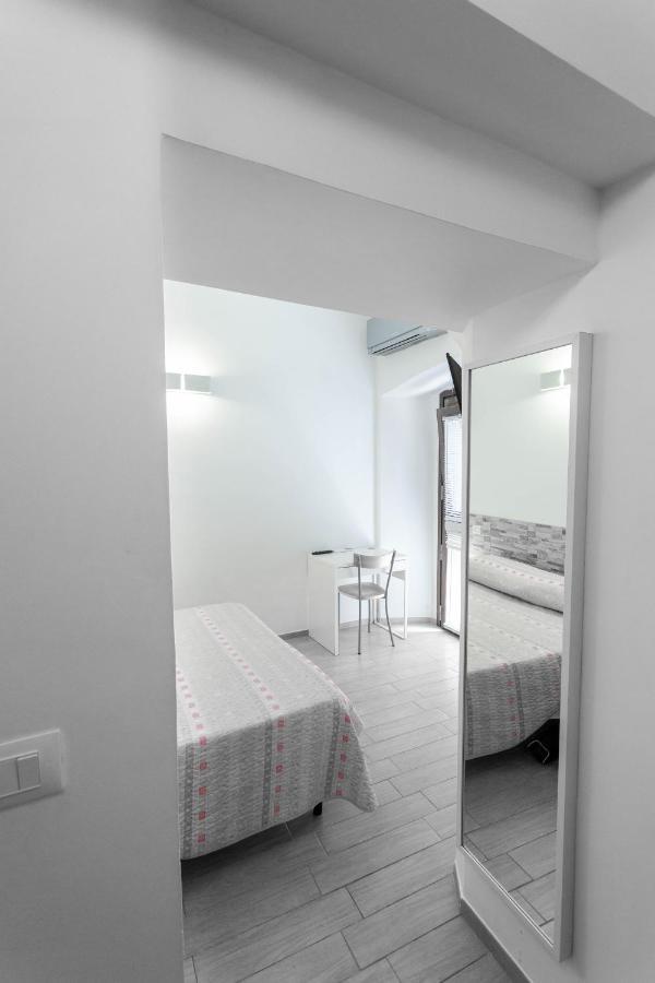 Z'Bass Rooms Termoli Buitenkant foto
